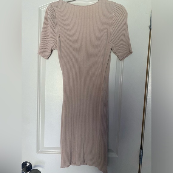 St. Agni Anais Bamboo Wrap dress Size M - Picture 3 of 4